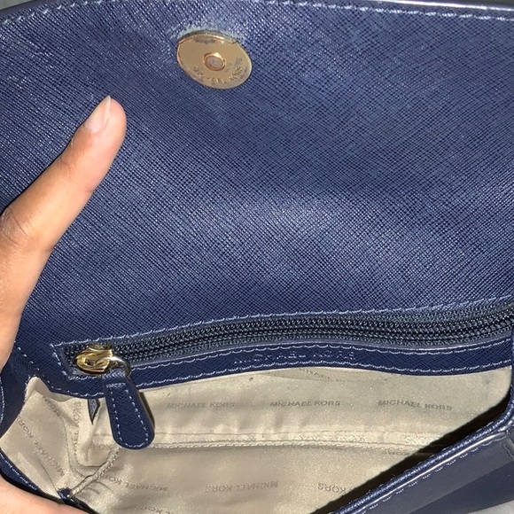 Michael Kors HandBag | Navy Blue | Blue and Gold handbag | Small Bag - Picture 3 of 3